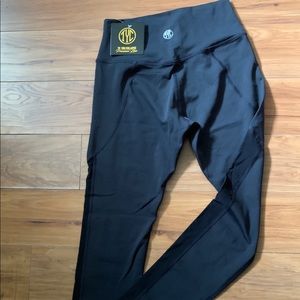 TYC Resilient Elevate Leggings